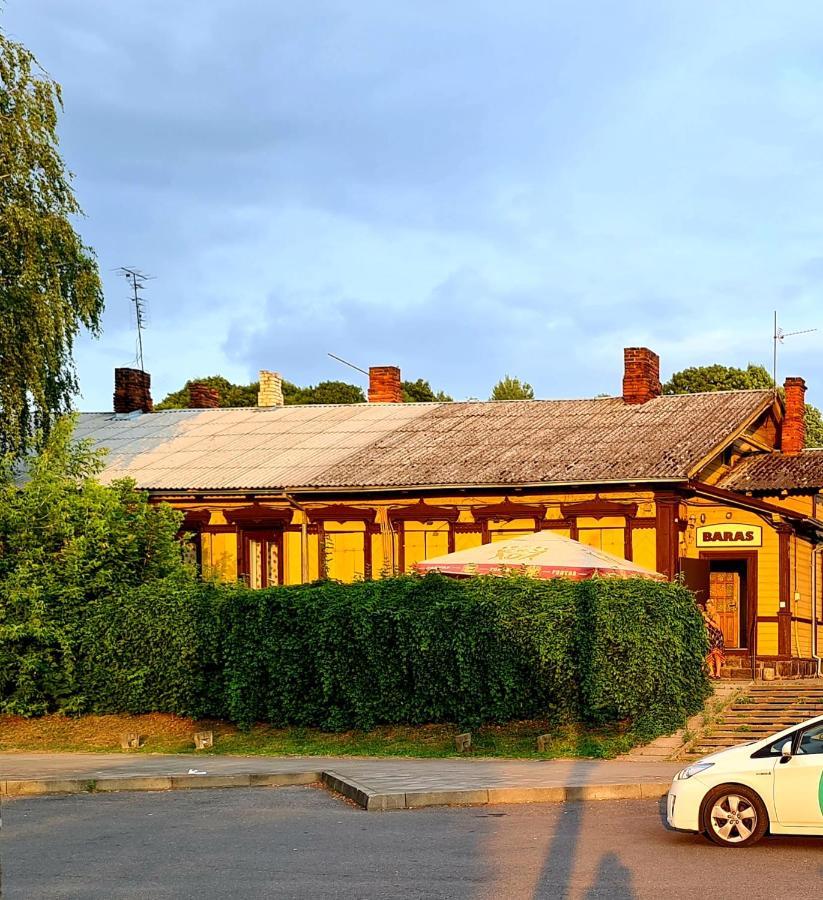 Railway Bed Hostel Kaunas Eksteriør bilde